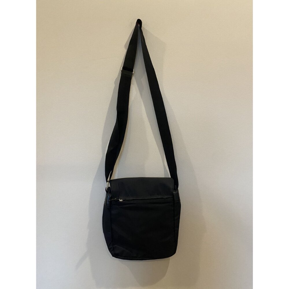 Bugatti Black Crossbody Purse Lightweight Travel Bag Everyday Minimalist Quiet View 3